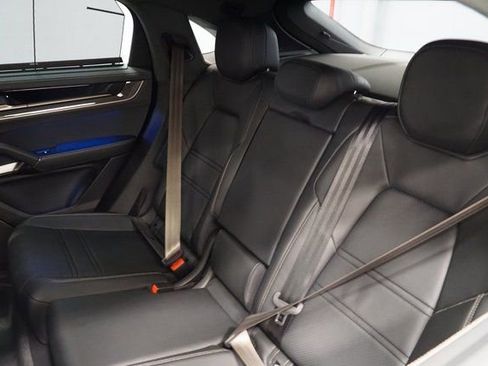 New 2026 Porsche Cayenne Turbo image 23