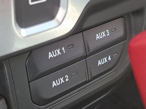 Used 2022 Jeep Wrangler Sport AWD/4WD image 37