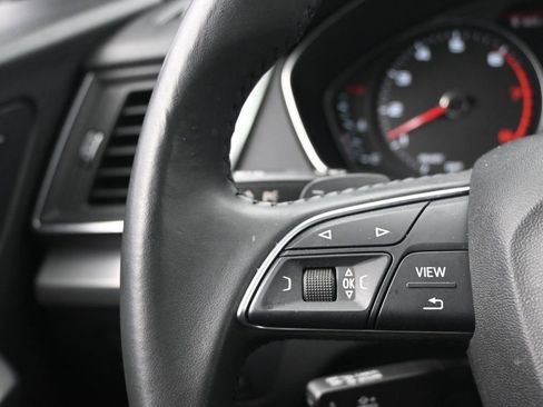 Used 2020 Audi Q5 2.0T Premium w/ Titanium Sport Package image 14