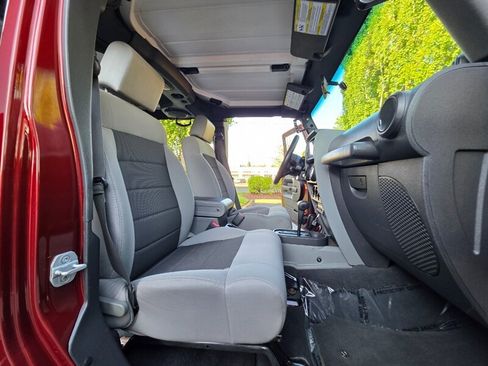 Used 2008 Jeep Wrangler Unlimited X AWD/4WD image 14