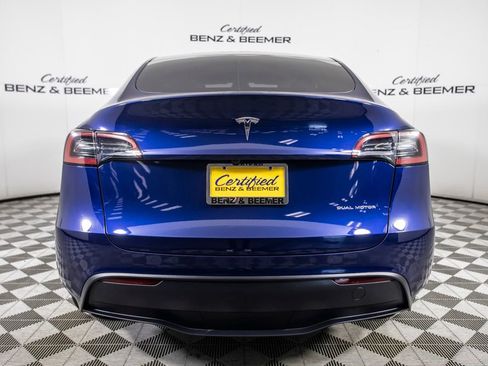 Used 2024 Tesla Model Y Long Range AWD/4WD image 7