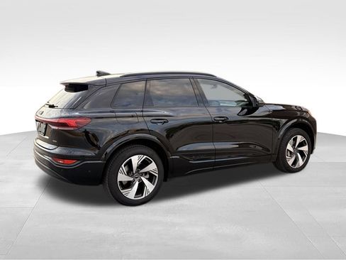 Used 2025 Audi Q6 e-tron Premium w/ Convenience Package AWD/4WD image 8