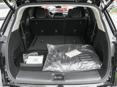 Used 2026 INFINITI QX60 Luxe w/ Cargo Package image 39