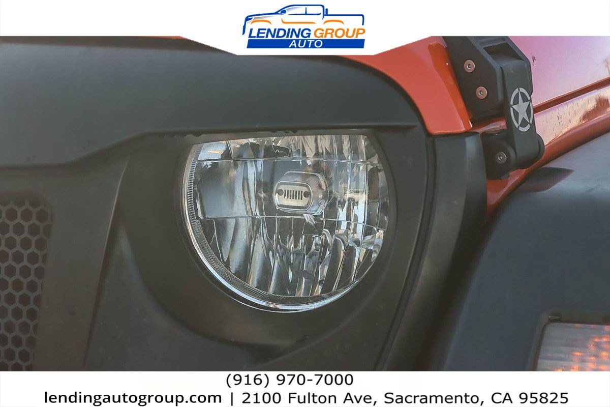 Used 2018 Jeep Wrangler Unlimited Sport AWD/4WD image 7