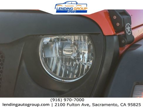 Used 2018 Jeep Wrangler Unlimited Sport image 7