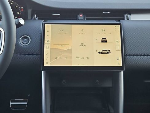 New 2026 Land Rover Discovery Sport Landmark AWD/4WD image 21