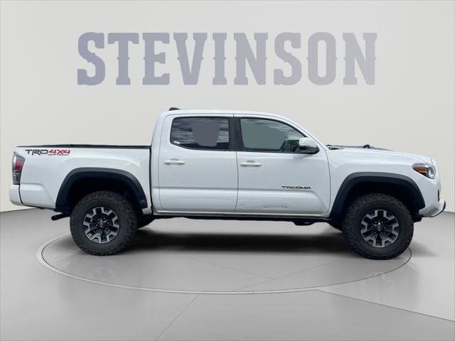 Certified 2021 Toyota Tacoma TRD Off-Road w/ Technology Package AWD/4WD image 6