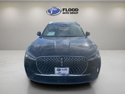 New 2026 Lincoln Aviator Reserve image 2