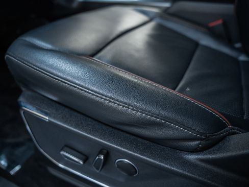 Certified 2023 Ford F150 Lariat w/ Equipment Group 502A High image 42