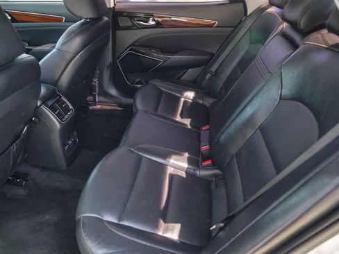Used 2017 Kia Cadenza Technology FWD image 17