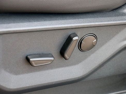 New 2025 Ford F150 XLT w/ Equipment Group 303A High image 23