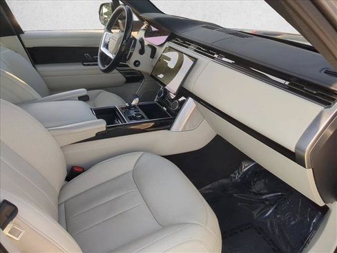 Used 2023 Land Rover Range Rover SE AWD/4WD image 28