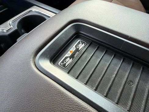 Used 2017 GMC Sierra 1500 Denali AWD/4WD image 30