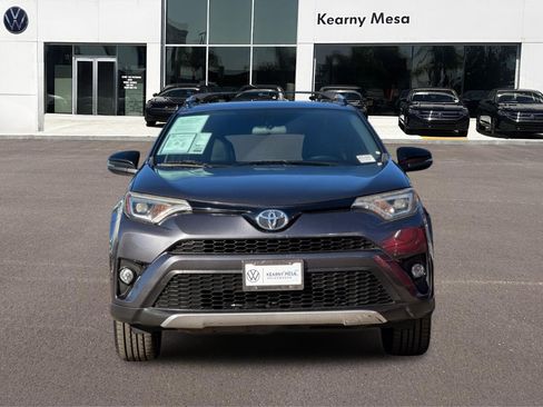 Used 2016 Toyota RAV4 SE image 9