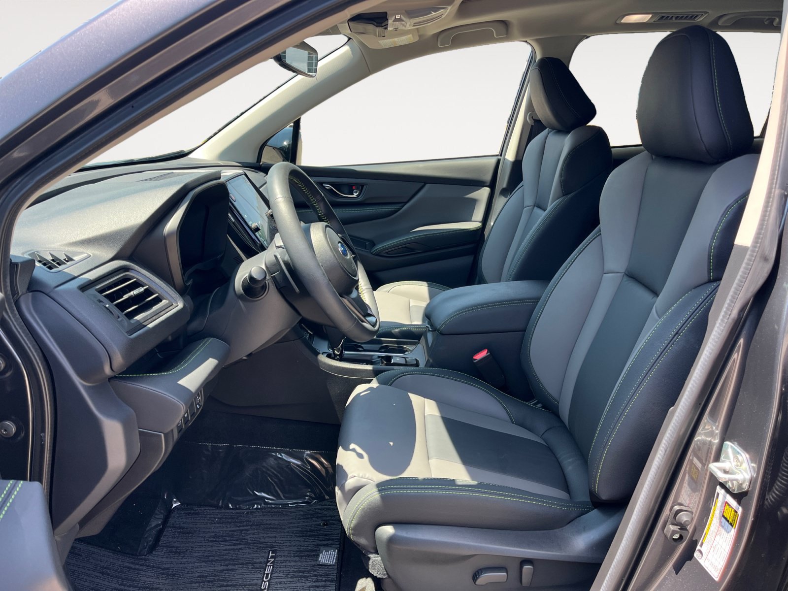 Used 2025 Subaru Ascent Onyx Edition AWD/4WD image 9