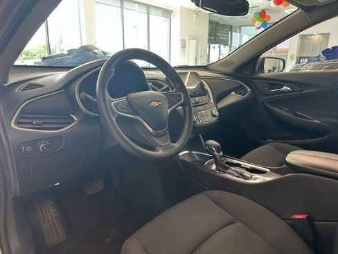 Used 2022 Chevrolet Malibu LT image 15