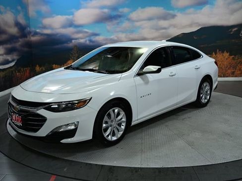 Used 2024 Chevrolet Malibu LT image 4