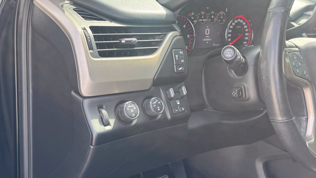 Used 2016 GMC Yukon Denali AWD/4WD image 24