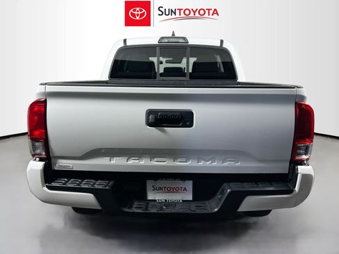 Used 2019 Toyota Tacoma SR w/ SR Convenience Package RWD image 5