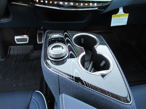 New 2026 Cadillac Optiq Sport 2 image 20