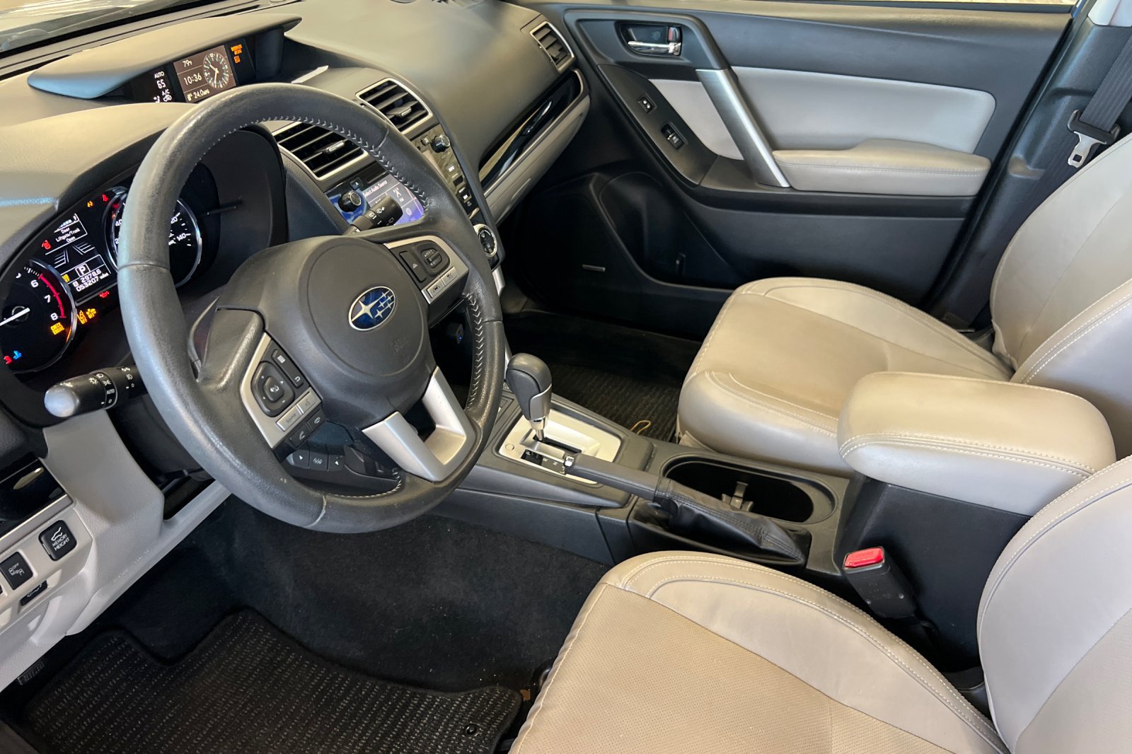Used 2018 Subaru Forester 2.5i Limited AWD/4WD image 9