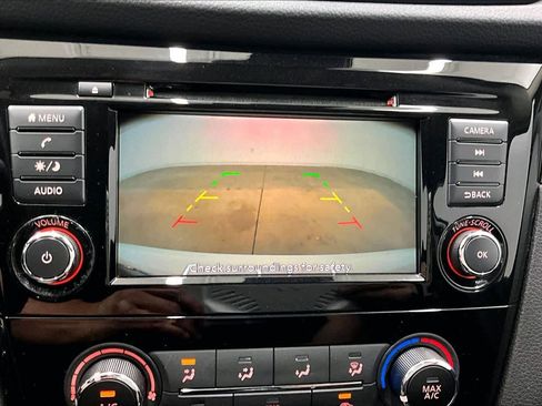 Used 2022 Nissan Rogue Sport S AWD/4WD image 25