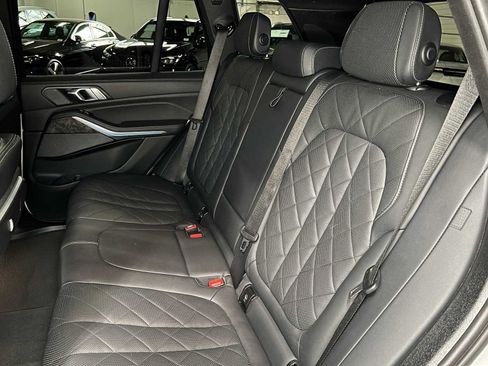 Used 2024 BMW X5 xDrive40i AWD/4WD image 21