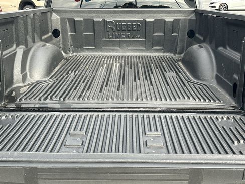 Used 2023 Ford F150 XLT AWD/4WD image 9