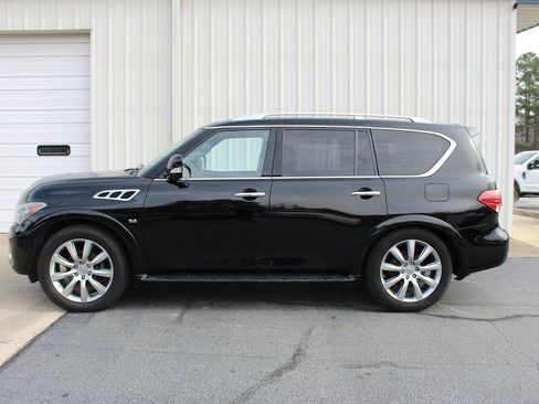 Used 2014 INFINITI QX80 4WD w/ Deluxe Touring Package image 5