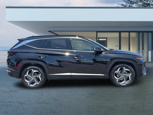 Used 2024 Hyundai Tucson Limited FWD image 3