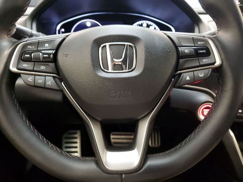 Used 2021 Honda Accord Sport image 9