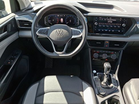 Used 2022 Volkswagen Taos SEL image 22