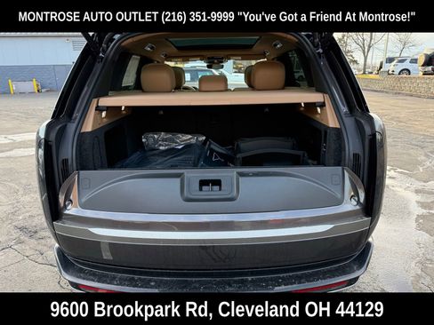 New 2026 Land Rover Range Rover SE image 39