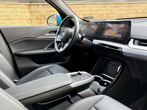 Certified 2025 BMW X1 xDrive28i image 8