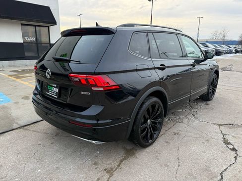 Used 2021 Volkswagen Tiguan SE R-Line image 16