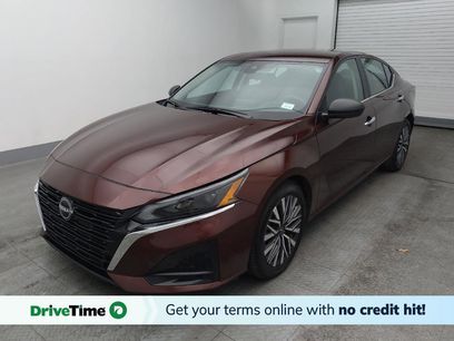 Used 2024 Nissan Altima 2.5 SV