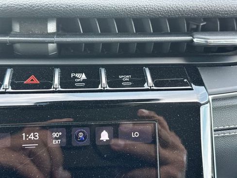 Certified 2024 Jeep Grand Cherokee Laredo AWD/4WD image 33