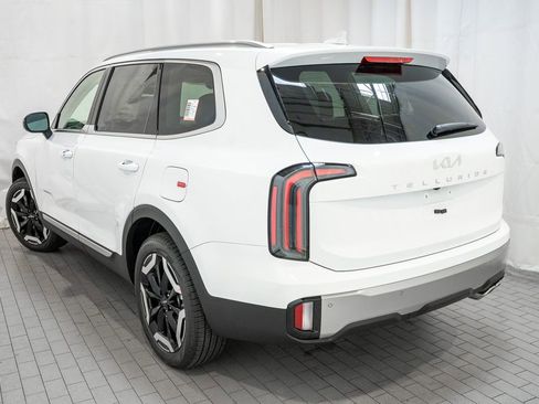 New 2025 Kia Telluride EX image 4