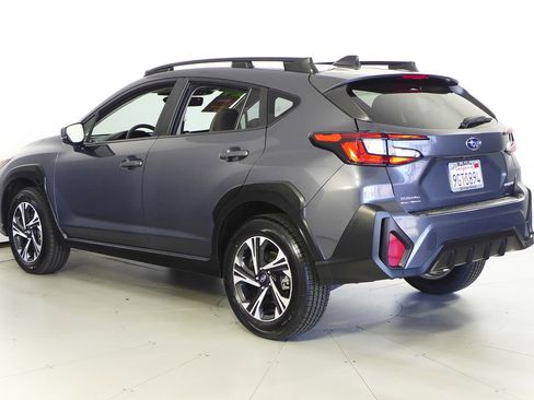 Used 2024 Subaru Crosstrek 2.0i Premium w/ Crosstrek Mirror Package AWD/4WD image 9