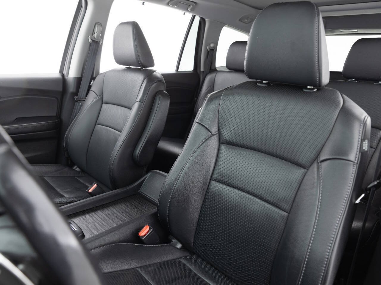 Used 2018 Honda Pilot Elite image 22