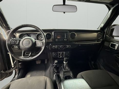 Used 2019 Jeep Wrangler Unlimited Sport S image 9