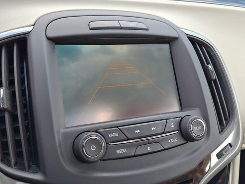 Used 2014 Buick LaCrosse Leather image 24