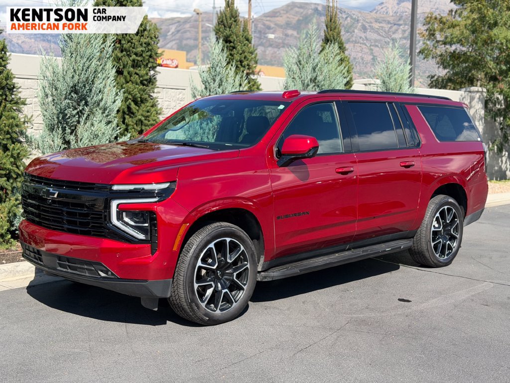 Used 2026 Chevrolet Suburban RST AWD/4WD image 3