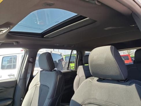 New 2025 Jeep Grand Cherokee L Laredo AWD/4WD image 7