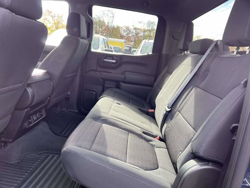 Used 2021 Chevrolet Silverado 1500 LT w/ Bed Protection Package image 11