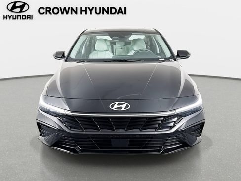 New 2026 Hyundai Elantra Limited image 2