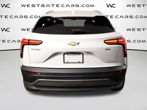 Used 2024 Chevrolet Blazer EV LT AWD/4WD image 4