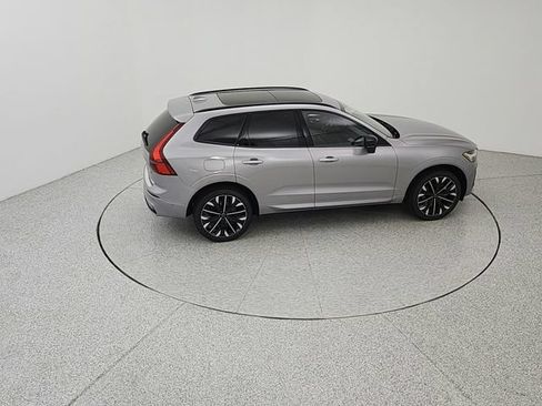 New 2026 Volvo XC60 B5 Ultra w/ Climate Package AWD/4WD image 16