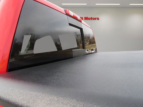 Used 2016 Chevrolet Silverado 2500 LT w/ LT Convenience Package image 17