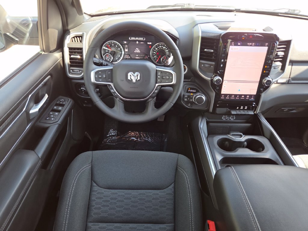 Used 2025 RAM 1500 Big Horn AWD/4WD image 25